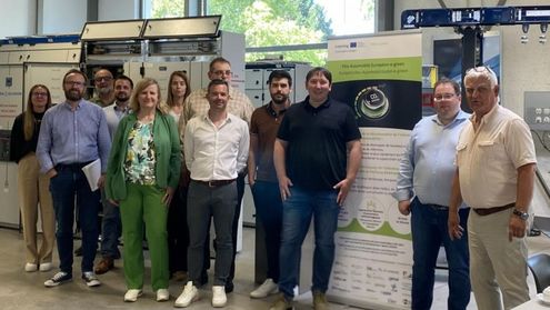 Teilnehmende beim Besuch der Firma Kautz Starkstrom-Anlagen GmbH